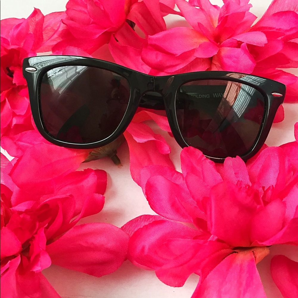 Super Cute Ray-Ban Shades